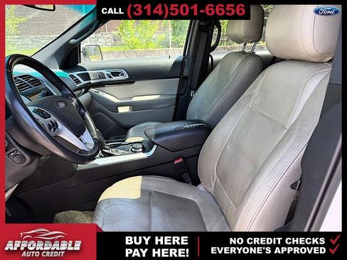 Used 2015 Ford Explorer Limited w/ Equipment Group 301A AWD/4WD image 10