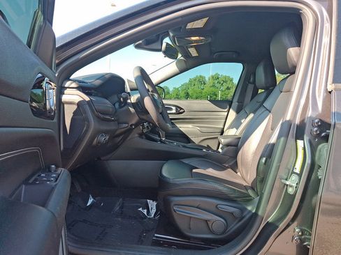 Used 2022 Jeep Compass Latitude AWD/4WD image 3