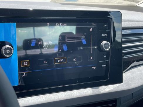 New 2025 Volkswagen Jetta SE image 23