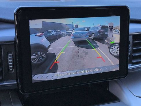 Used 2023 Ford Explorer XLT w/ Equipment Group 202A image 29