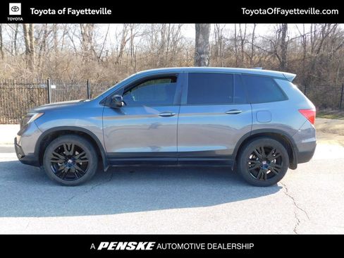 Used 2021 Honda Passport Sport image 2