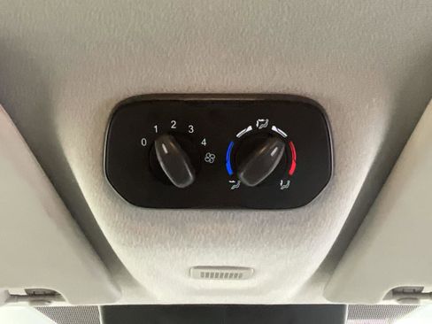 Used 2016 Ford Transit 350 XLT image 13