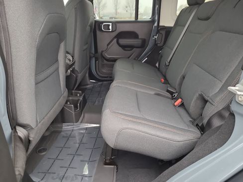 New 2026 Jeep Wrangler Unlimited Sport image 21