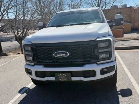 Used 2023 Ford F250 Lariat w/ Lariat Ultimate Package image 2