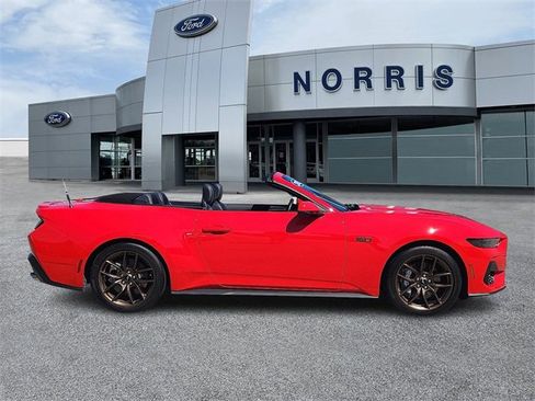 Used 2025 Ford Mustang GT Premium image 5