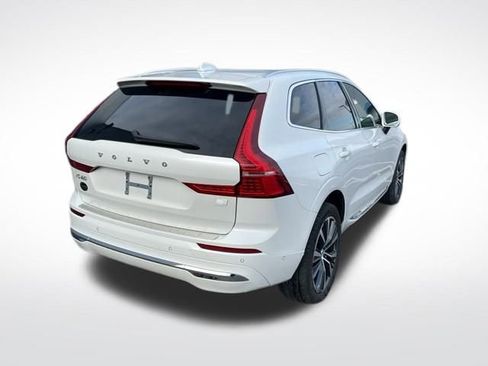 Used 2022 Volvo XC60 T8 Inscription Expression w/ Advanced Package image 7