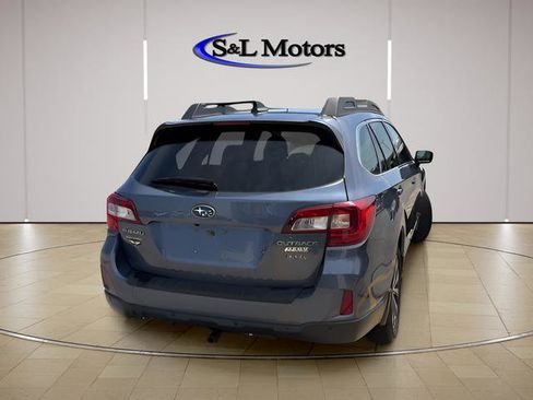 Used 2017 Subaru Outback 2.5i Limited AWD/4WD image 6