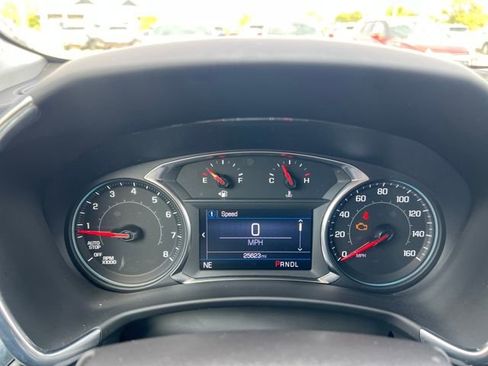 Certified 2023 Chevrolet Equinox LT w/ Driver Convenience Package image 21