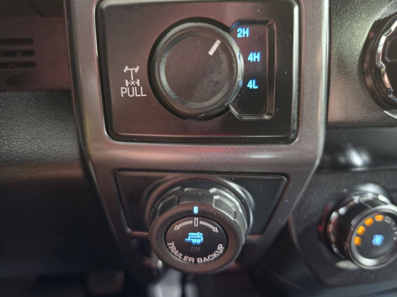 Used 2020 Ford F150 XLT w/ Equipment Group 301A Mid AWD/4WD image 37
