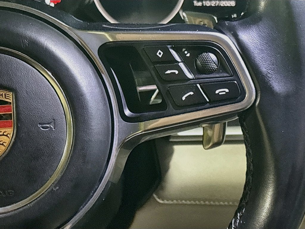 Used 2017 Porsche Panamera 4 AWD/4WD image 33