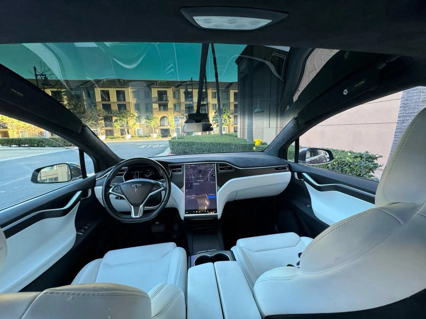 Used 2018 Tesla Model X 100D AWD/4WD image 11