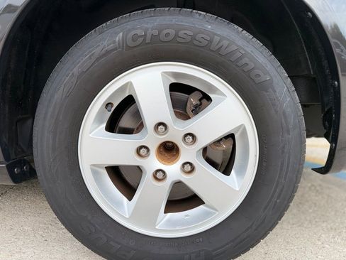 Used 2012 Dodge Grand Caravan Crew FWD image 10