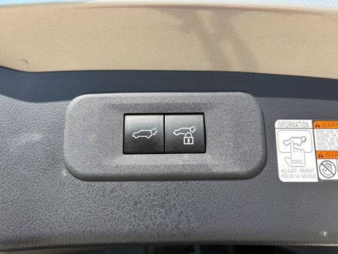 Used 2022 Lexus NX 350 Premium image 33