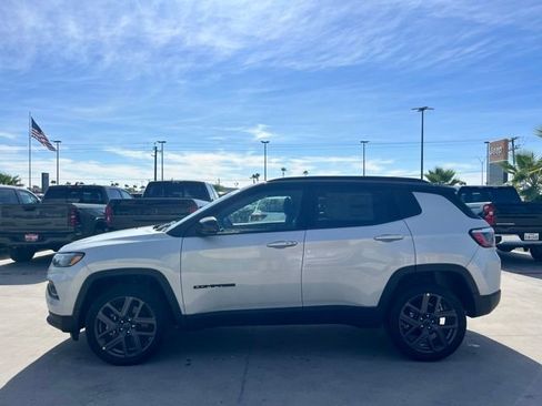 New 2026 Jeep Compass Limited image 4