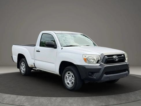 Used 2014 Toyota Tacoma 2WD Regular Cab image 3