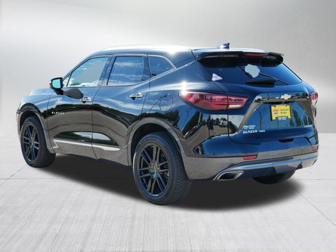 Used 2023 Chevrolet Blazer Premier w/ Enhanced Convenience Package AWD/4WD image 5