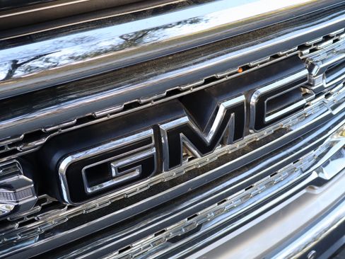 Used 2019 GMC Sierra 1500 SLT w/ SLT Premium Plus Package image 43