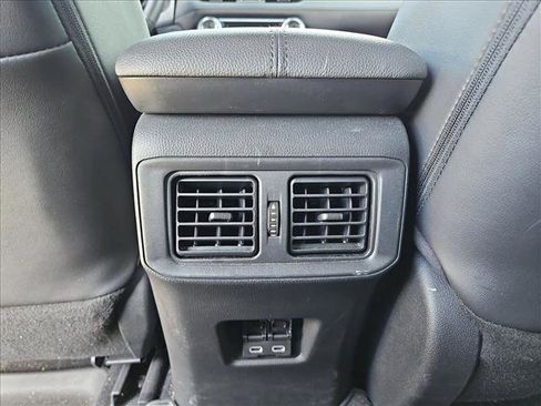 Used 2023 Toyota RAV4 XSE AWD/4WD image 16
