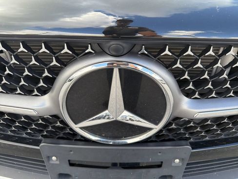 Used 2025 Mercedes-Benz CLA 250 4MATIC image 9
