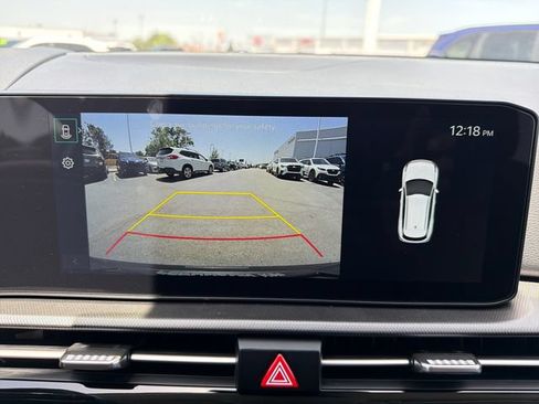 New 2026 Kia Sportage LX FWD image 13