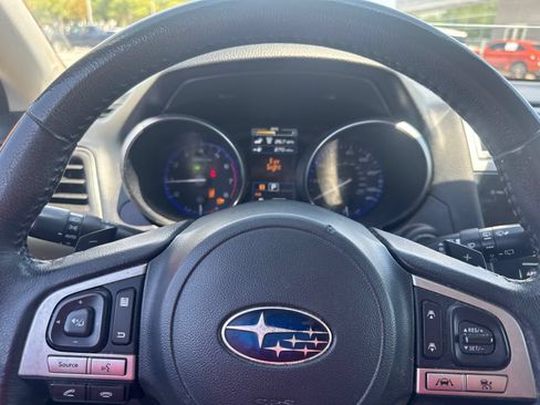 Used 2017 Subaru Outback 2.5i Limited AWD/4WD image 16