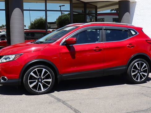 Used 2018 Nissan Rogue Sport SL w/ SL Premium Package AWD/4WD image 7