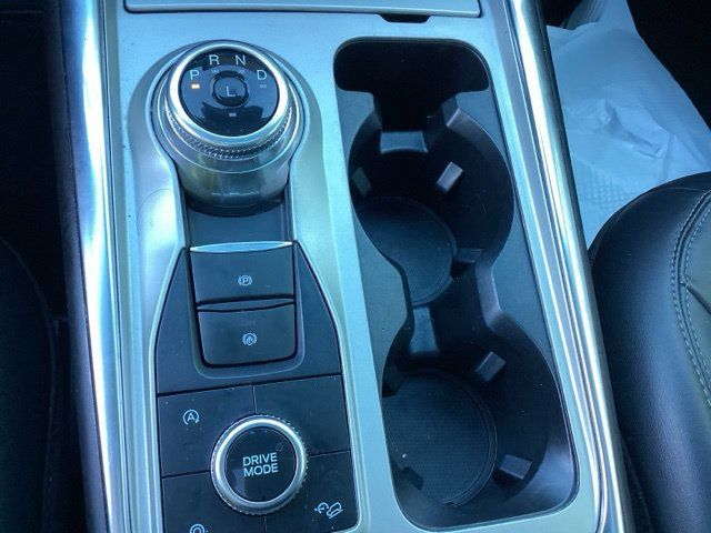 Used 2024 Ford Explorer XLT w/ Equipment Group 202A AWD/4WD image 34