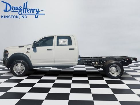 New 2026 RAM 4500 Tradesman w/ Chrome Appearance Group RWD image 2