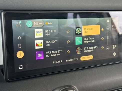 Used 2023 Land Rover Defender 110 S image 16