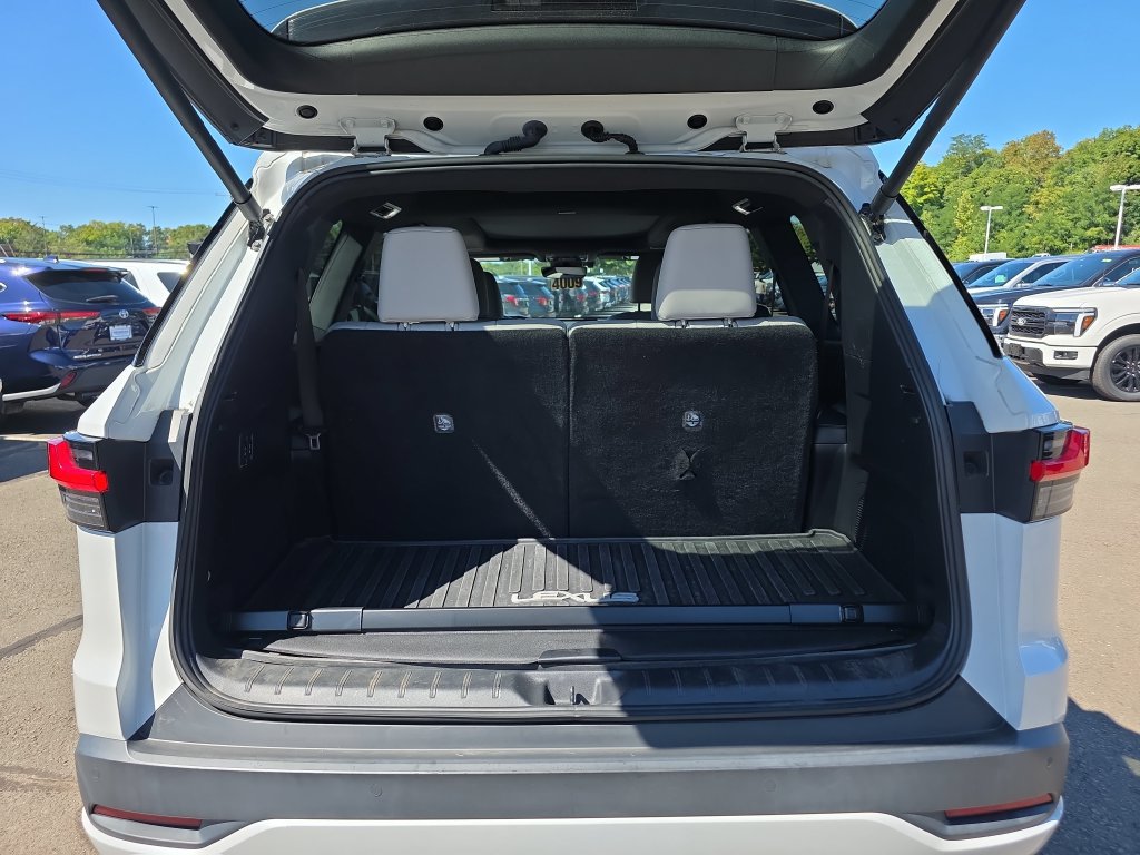 Used 2024 Lexus TX 350 AWD w/ Captains Chair Package image 16