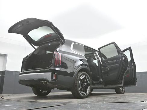 Used 2024 Kia Telluride EX w/ EX Captain's Chair Package AWD/4WD image 57