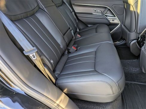New 2026 Land Rover Range Rover SE image 17