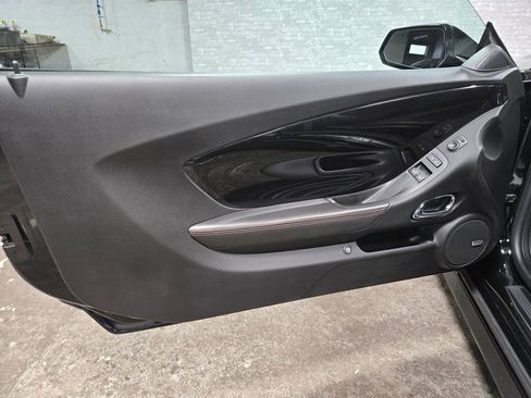 Used 2014 Chevrolet Camaro ZL1 RWD image 7
