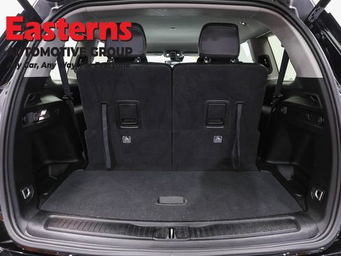 Used 2023 Jeep Grand Cherokee L Limited AWD/4WD image 9