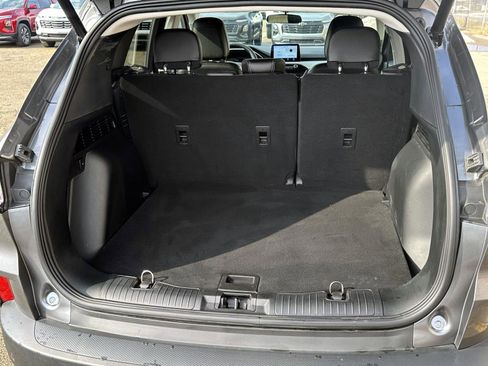 Used 2022 Ford Escape SEL image 11