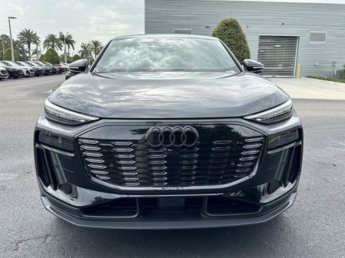 New 2027 Audi Q6 e-tron Premium Plus AWD/4WD image 2