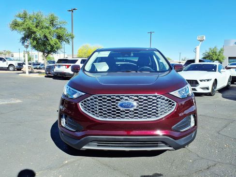 Certified 2024 Ford Edge SEL w/ Convenience Package AWD/4WD image 2