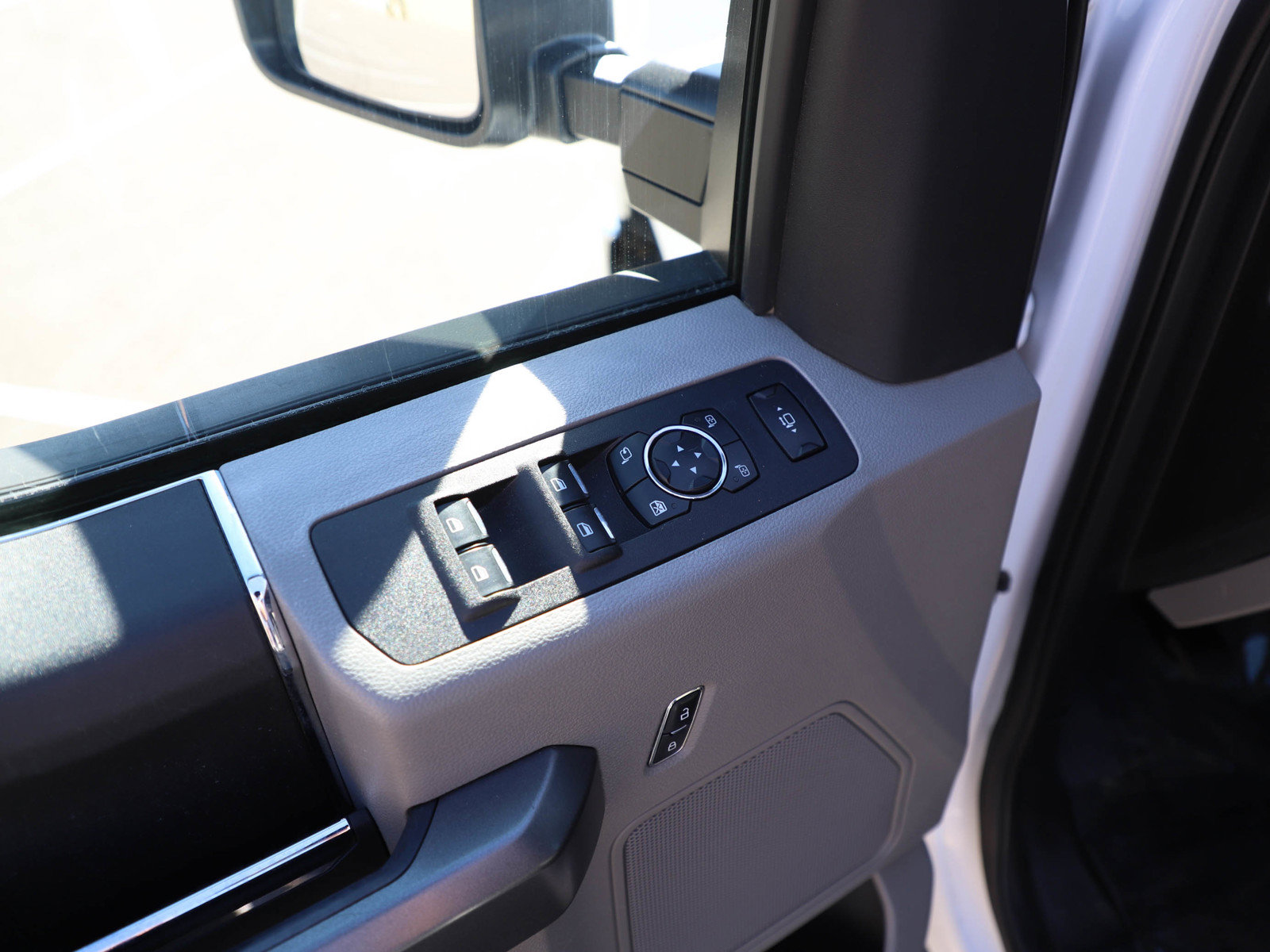 Used 2017 Ford F350 XLT AWD/4WD image 19