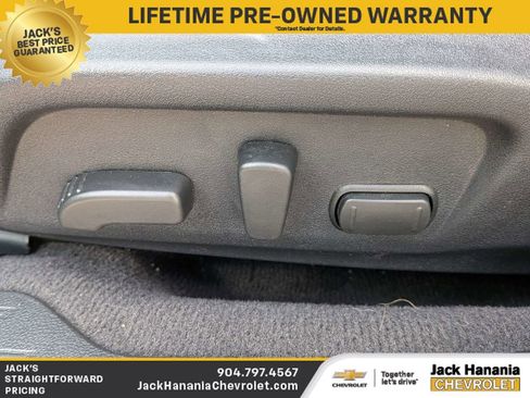 Used 2016 Subaru Outback 2.5i Limited AWD/4WD image 18