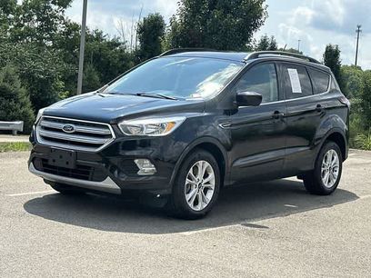 Used 2018 Ford Escape SE w/ SE Sync 3 Package