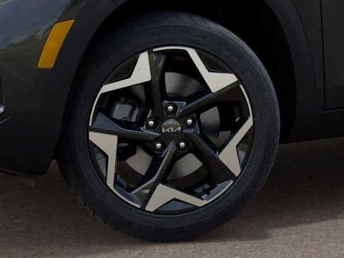 New 2025 Kia Seltos S image 9