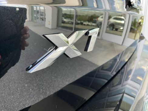 Certified 2025 BMW X1 xDrive28i w/ Technology Package image 14