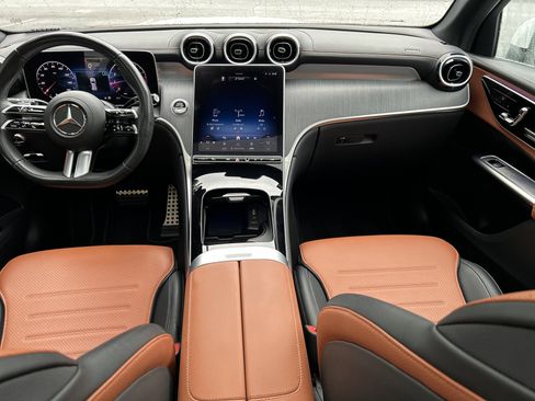 Certified 2024 Mercedes-Benz GLC 300 image 27