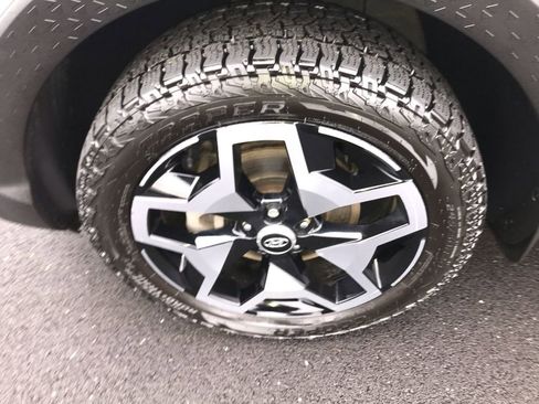 Used 2023 Hyundai Santa Cruz Limited image 10