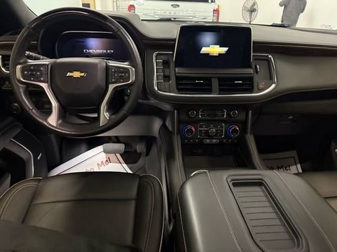 Used 2023 Chevrolet Tahoe Premier w/ Advanced Technology Package image 19