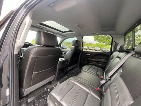 Used 2017 GMC Sierra 1500 Denali AWD/4WD image 16