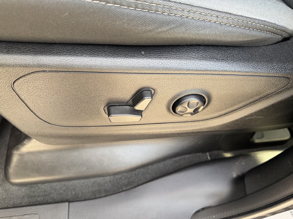 Used 2021 RAM 1500 Big Horn RWD image 24