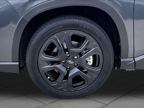 Used 2023 Subaru Ascent Onyx Edition AWD/4WD image 10