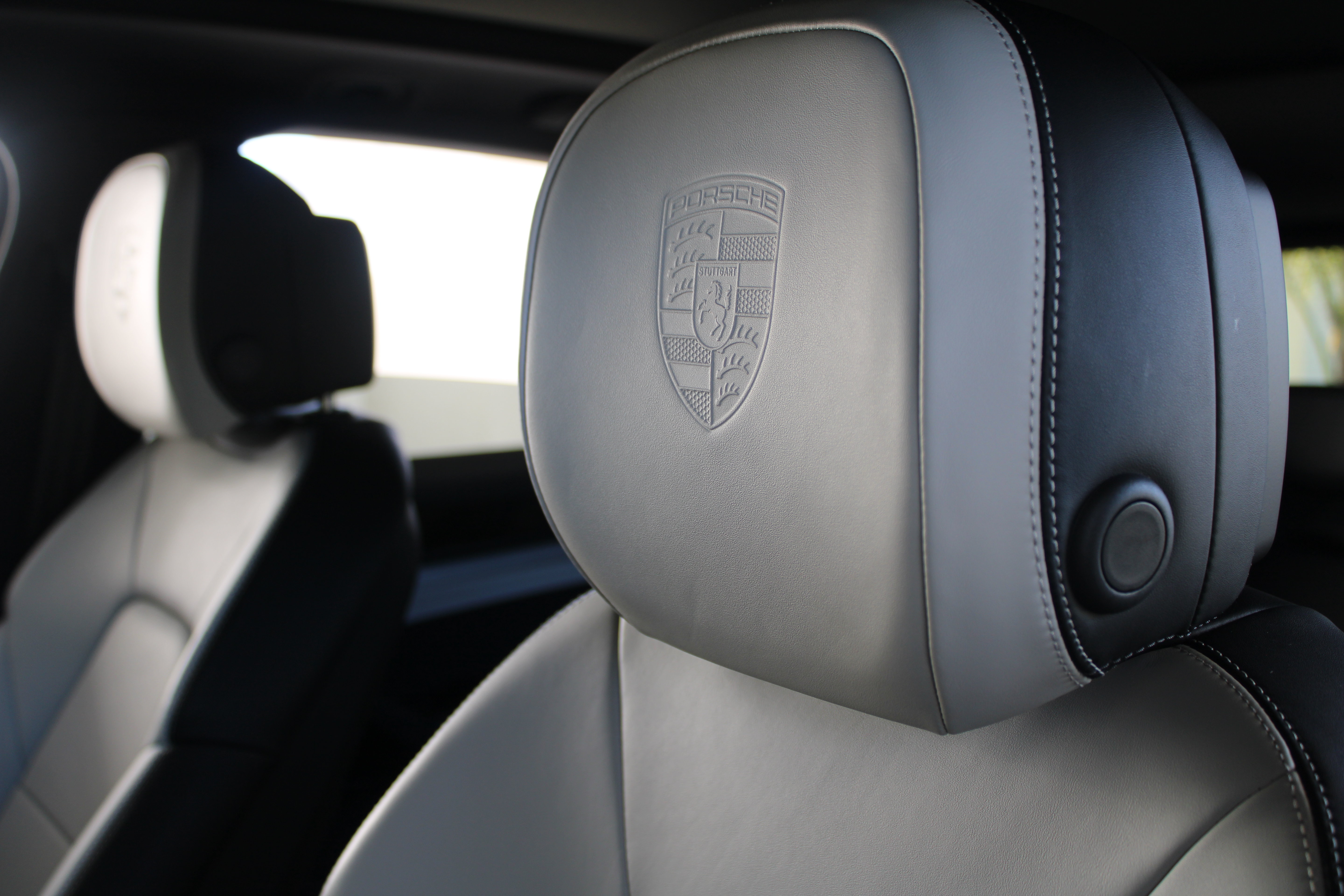 Certified 2026 Porsche Cayenne AWD/4WD image 18
