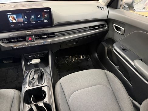 Used 2025 Kia K4 FWD image 34